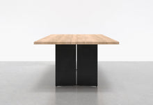 Load image into Gallery viewer, Oak/ Uhuru Black